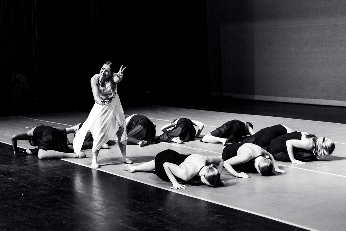 Rhythm and Soul recital group performance